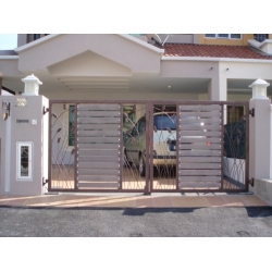 Swing Gate